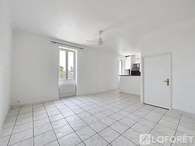 Appartement à louer, 45m², Orange