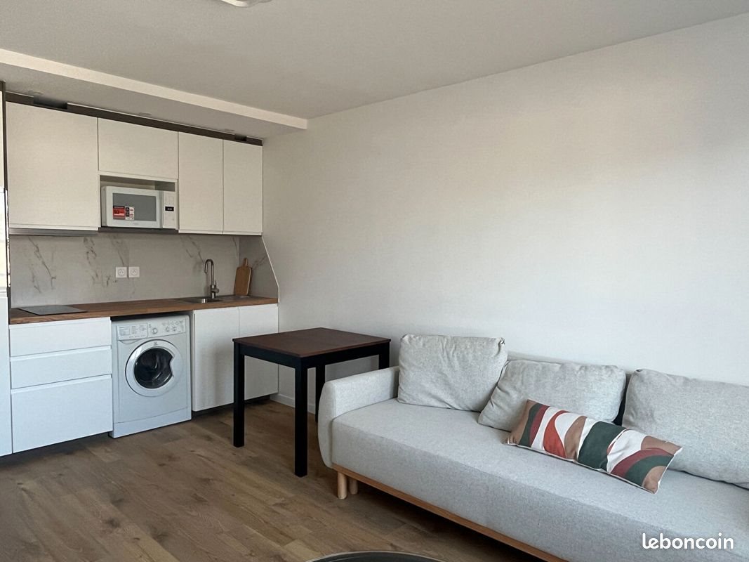 Appartement à louer, 24m², La Queue-en-Brie