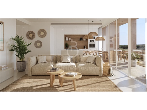 2 bedroom flat with terrace in Verdelago, Algarve