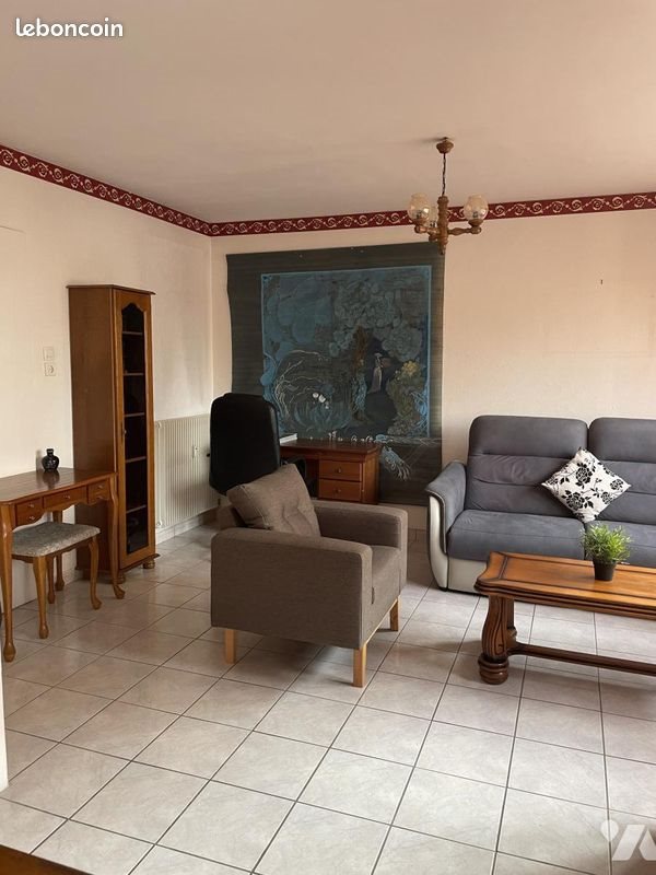 Maison à vendre, 71m², Saint-Max