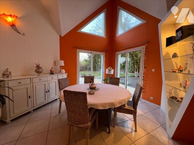 Maison à vendre, 140m², Neuville-sur-Sarthe
