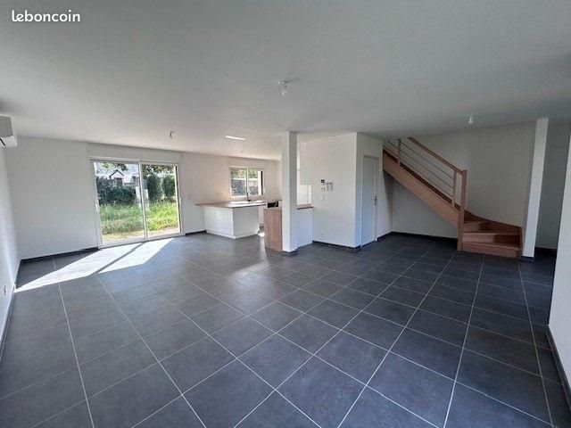 Maison à louer, 123m², Saint-Judoce