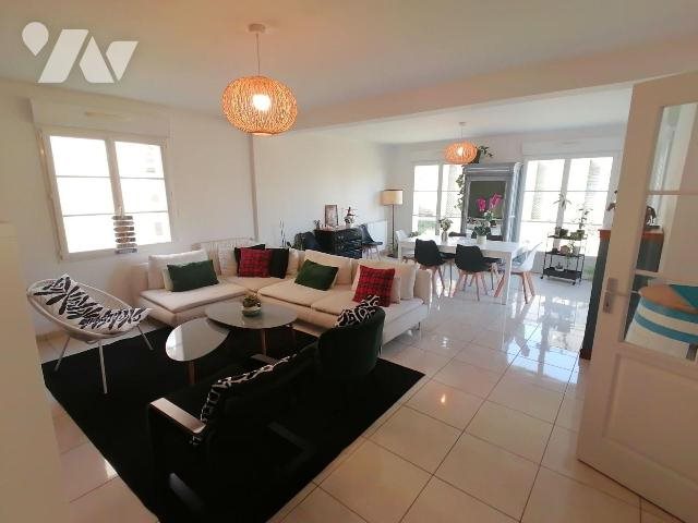 Maison à louer, 183m², Orgères