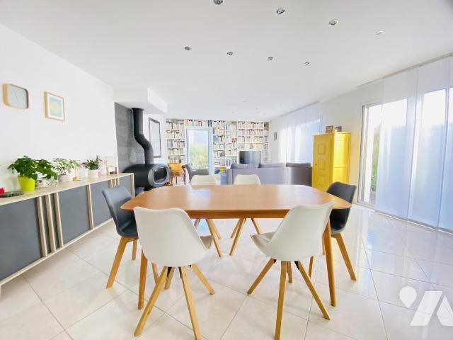 Maison à vendre, 124m², Plescop