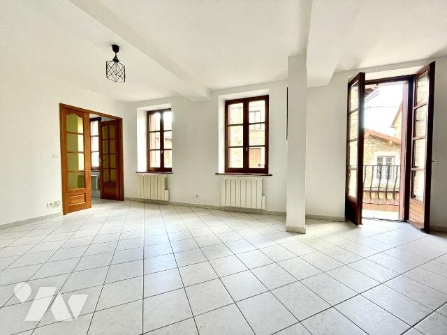 Appartement à louer, 71m², Le Malzieu-Ville