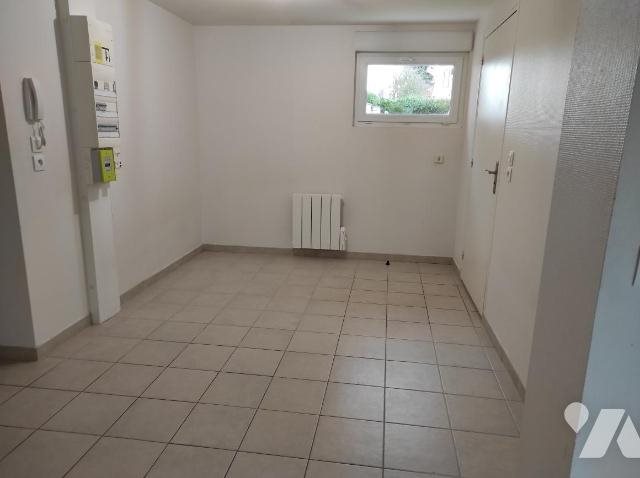 Appartement à louer, 35m², Epron