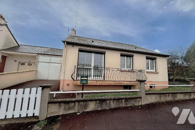 Maison à vendre, 76m², Ernée