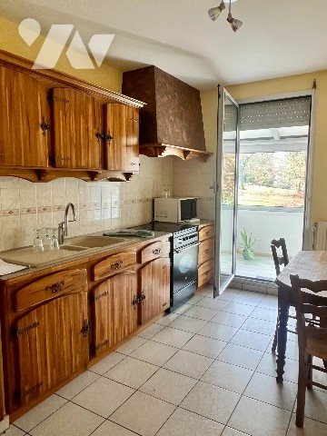 Appartement à vendre, 73m², Lons-le-Saunier