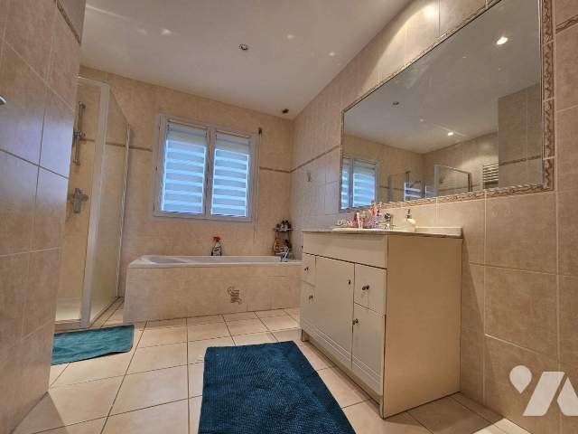 Maison à louer, 143m², Loiré