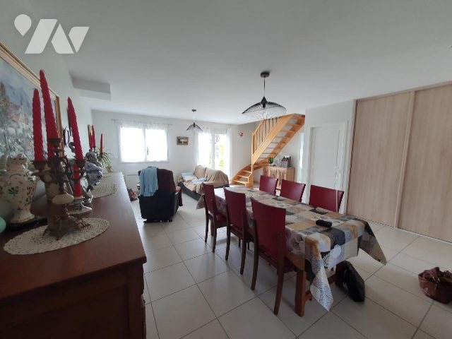 Maison à louer, 96m², Guînes