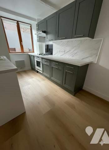 Maison à louer, 118m², Bais