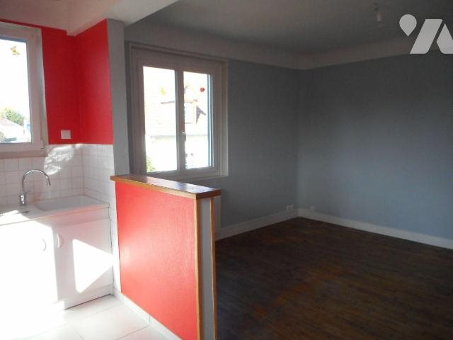 Maison à louer, 55m², Pierres