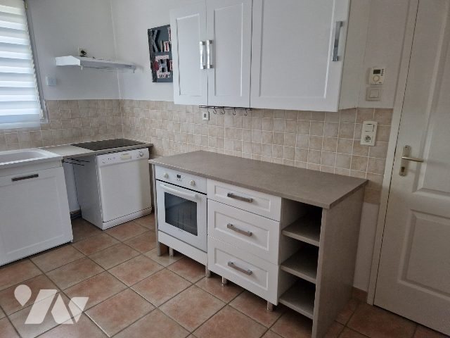 Maison à louer, 90m², Guécélard