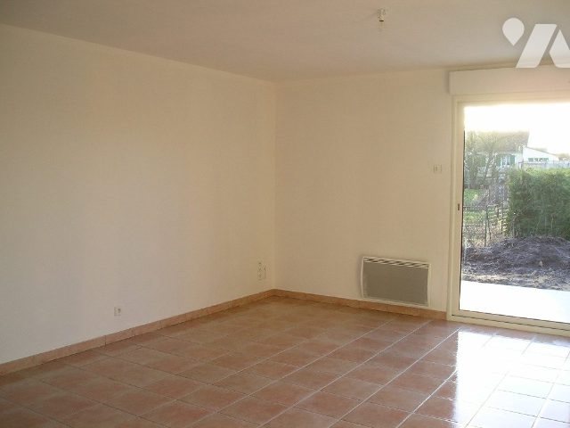 Maison à louer, 90m², Guécélard