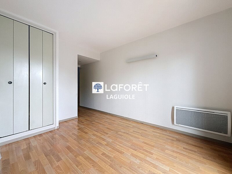 Appartement à louer, 17m², Laguiole