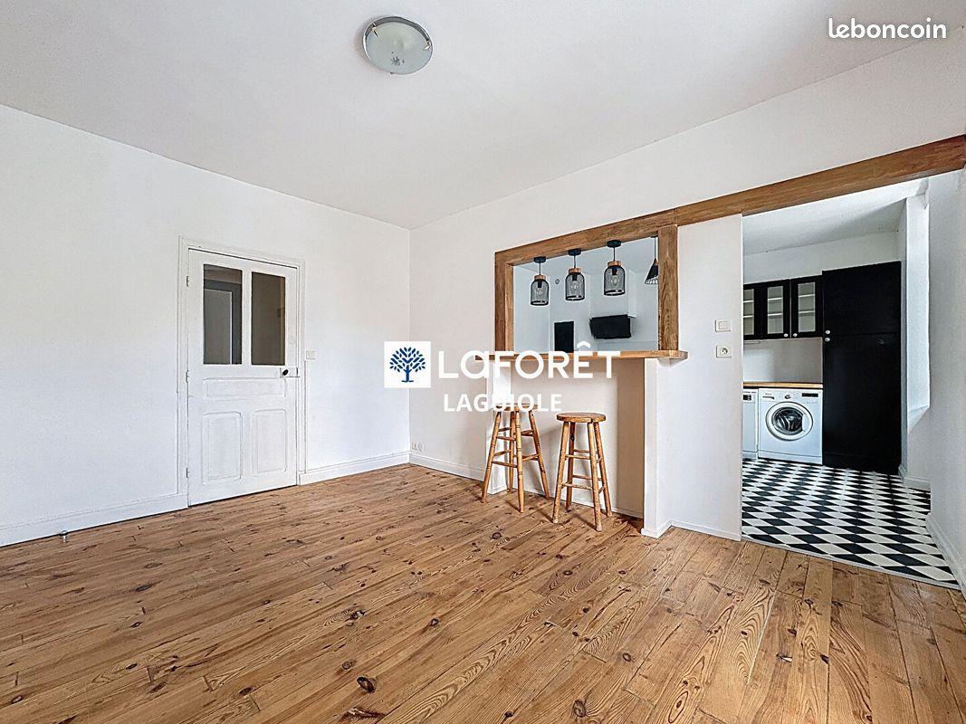 Appartement à louer, 56m², Soulages-Bonneval