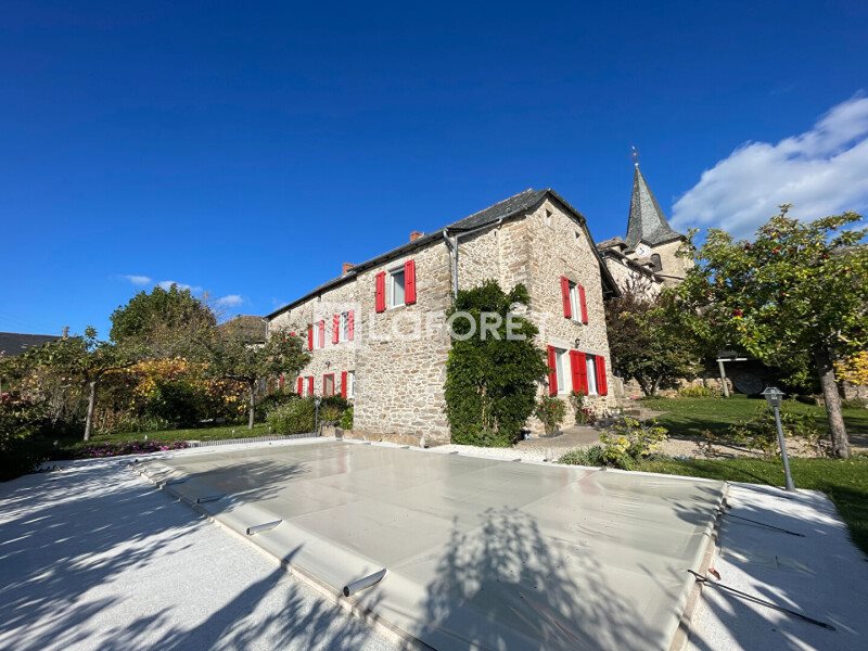 Maison à vendre, 250m², Sauveterre-de-Rouergue
