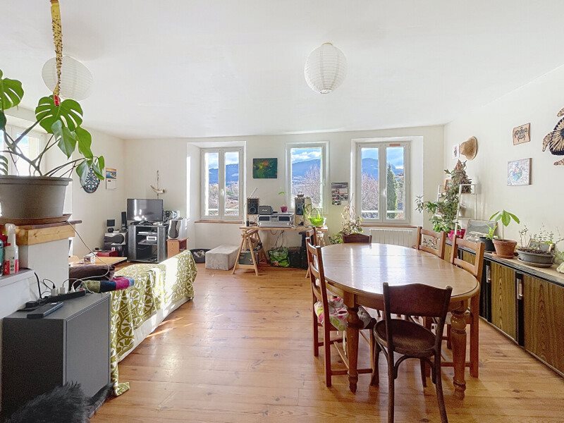 Appartement à vendre, 77m², Sainte-Jalle