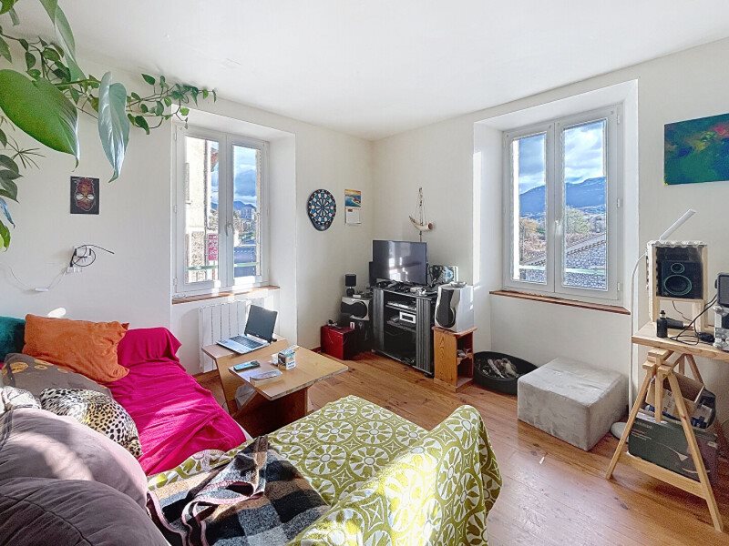 Appartement à vendre, 77m², Sainte-Jalle