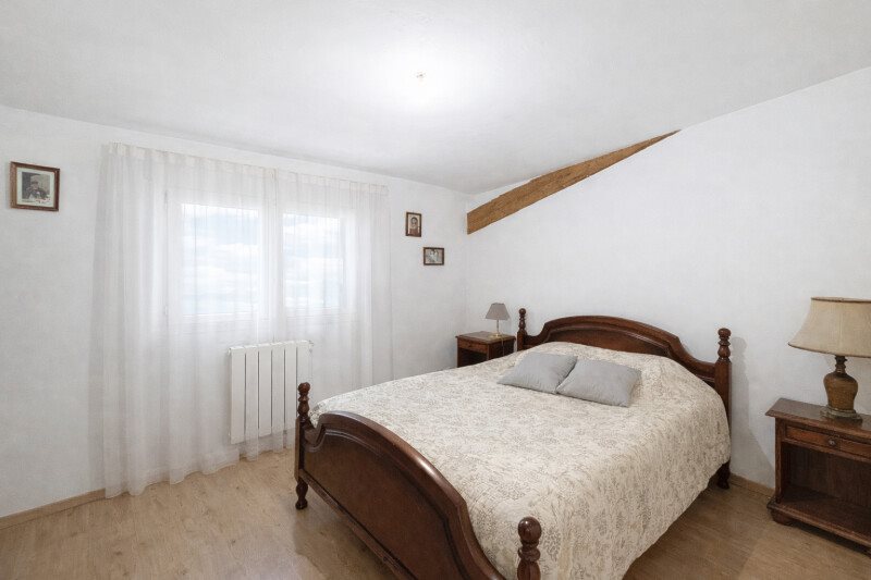 Appartement à vendre, 73m², Sainte-Jalle