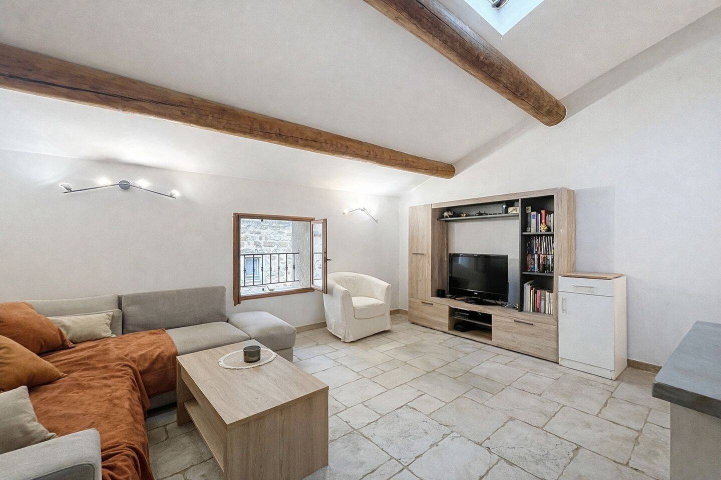 Appartement à louer, 60m², Mirabel-aux-Baronnies