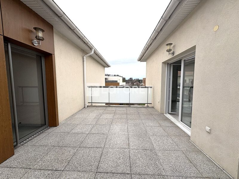 Appartement à louer, 67m², Meyzieu