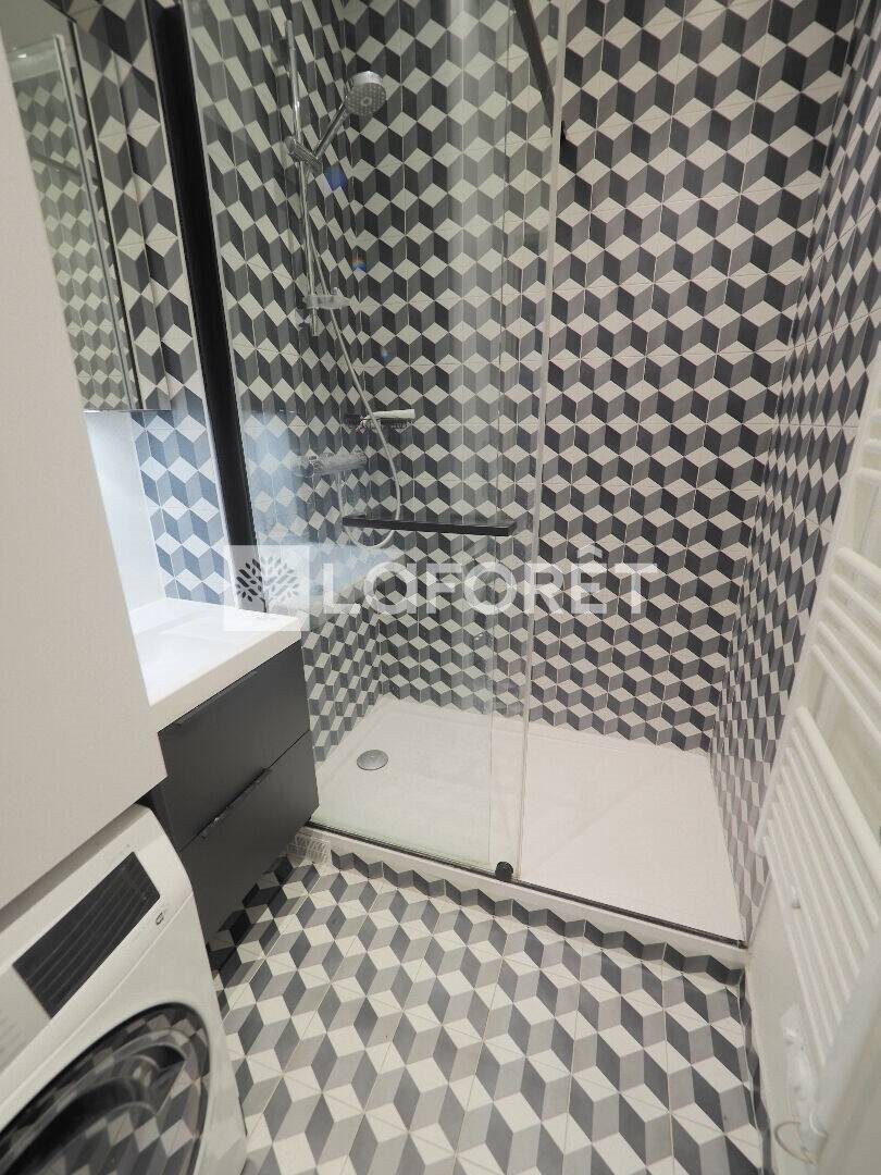 Appartement à louer, 35m², Paris 20ème