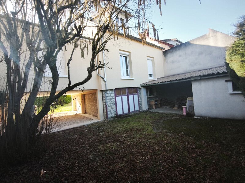 Maison à louer, 115m², Mantes-la-Jolie