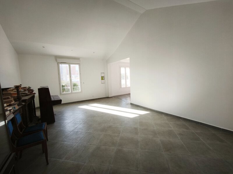 Maison à louer, 115m², Mantes-la-Jolie