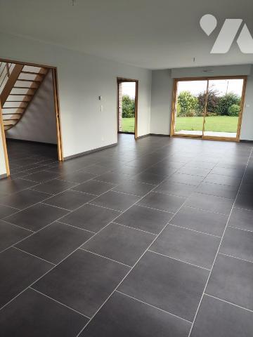 Maison à louer, 151m², Illies