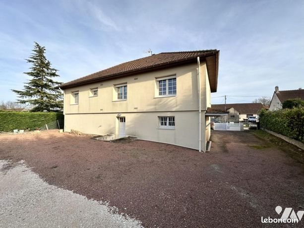 Maison à louer, 115m², Pierre-de-Bresse