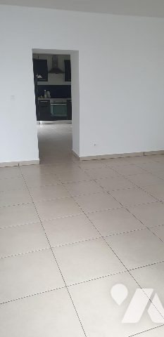 Maison à louer, 133m², Seboncourt