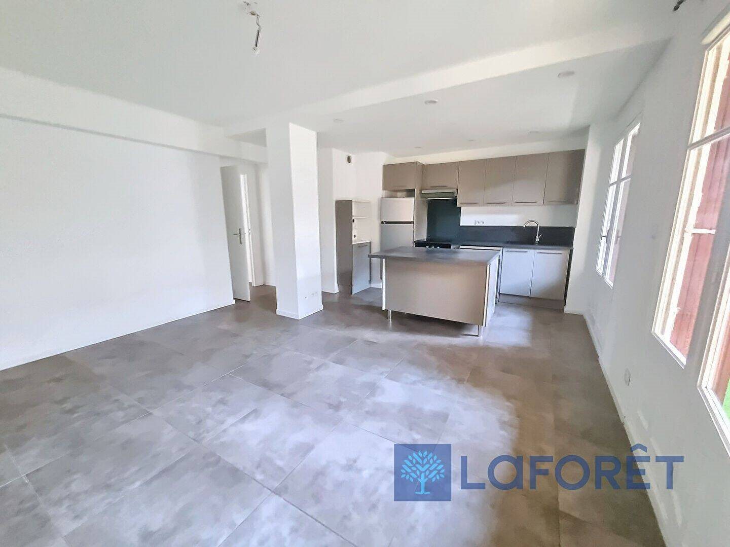 Appartement à louer, 43m², Toulon