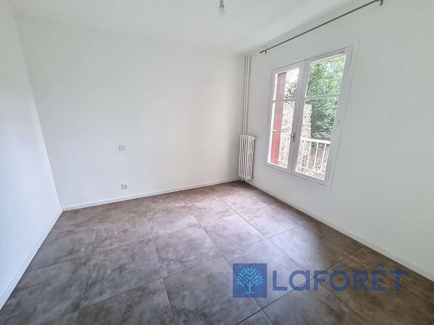 Appartement à louer, 43m², Toulon