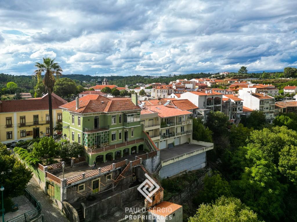 Palace built in the early twentieth century, located in Vila da Sertã