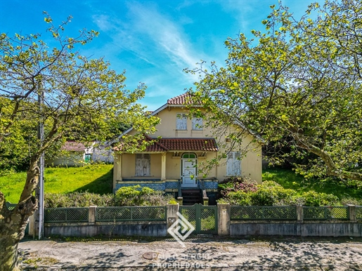 Haus von 4 Fronten in Miramar, Vila Nova de Gaia