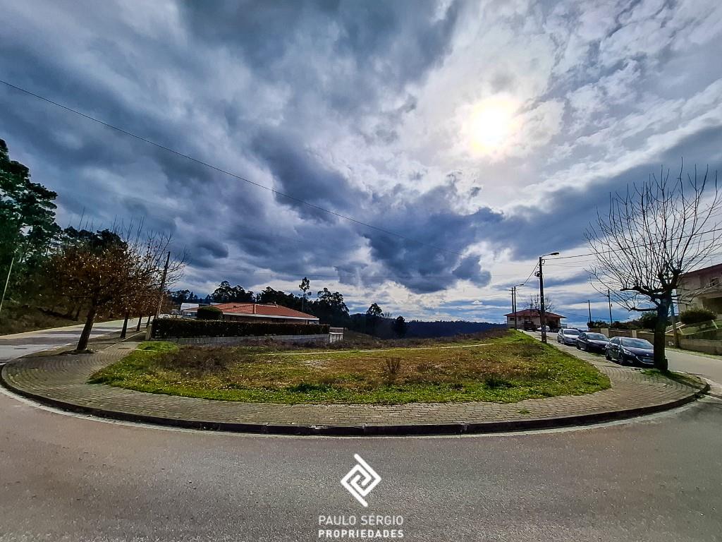 Land for construction in Silvares - Fafe