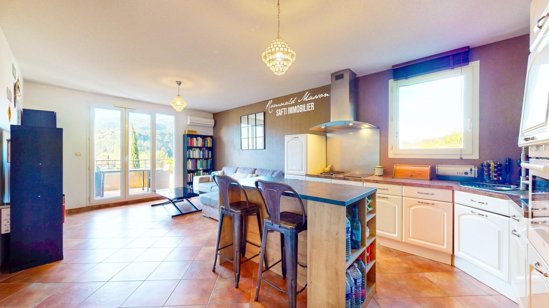 Appartement à vendre, 63m², Belgentier