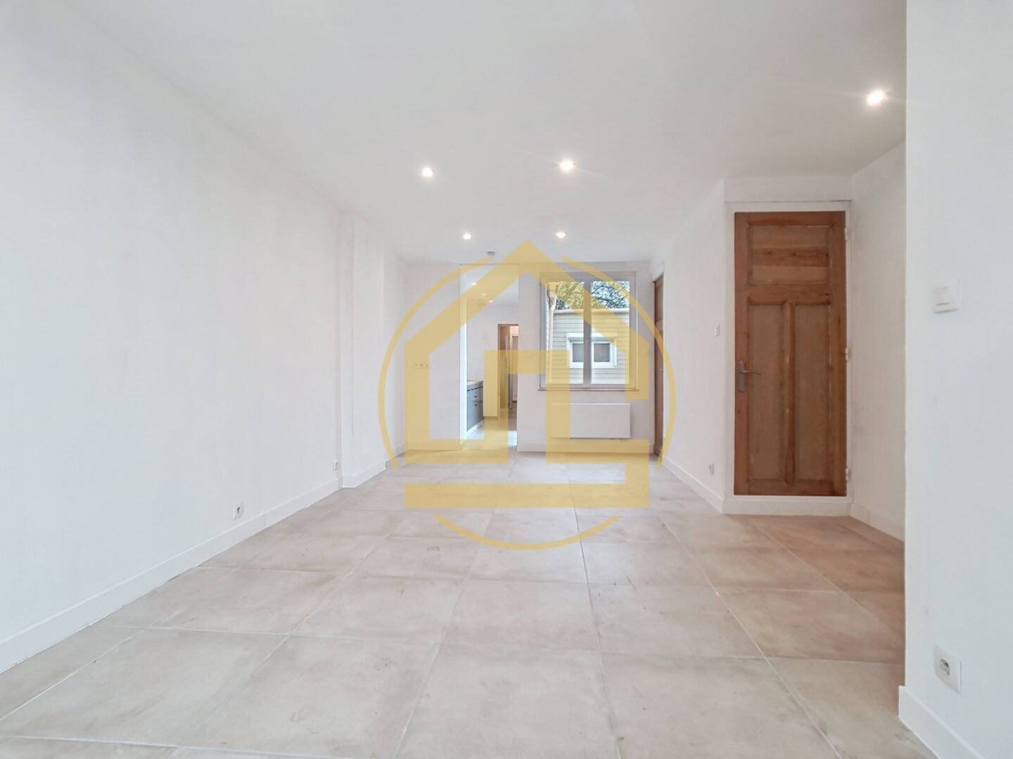 Maison à louer, 43m², Denain