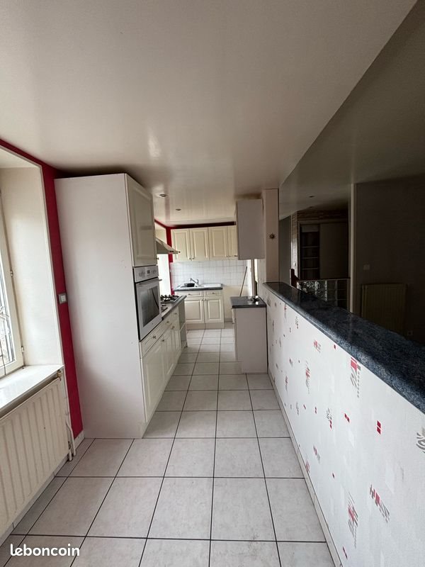Maison à vendre, 100m², Saint-Maurice-en-Gourgois
