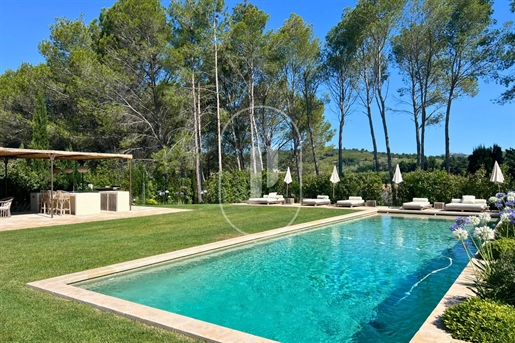 Exceptional property for sale in Paradou, completely renovated f