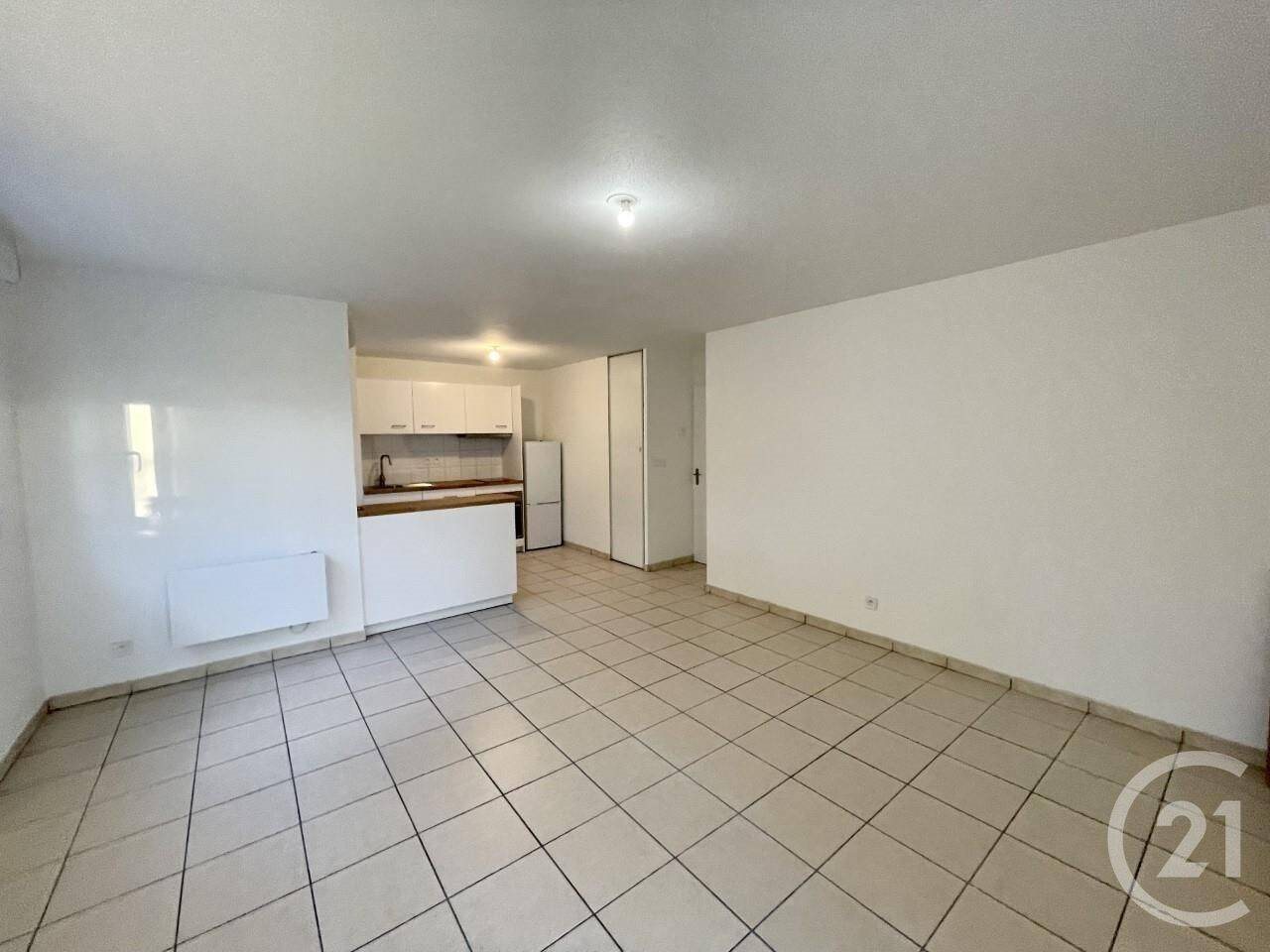 Appartement à louer, 63m², Grigny