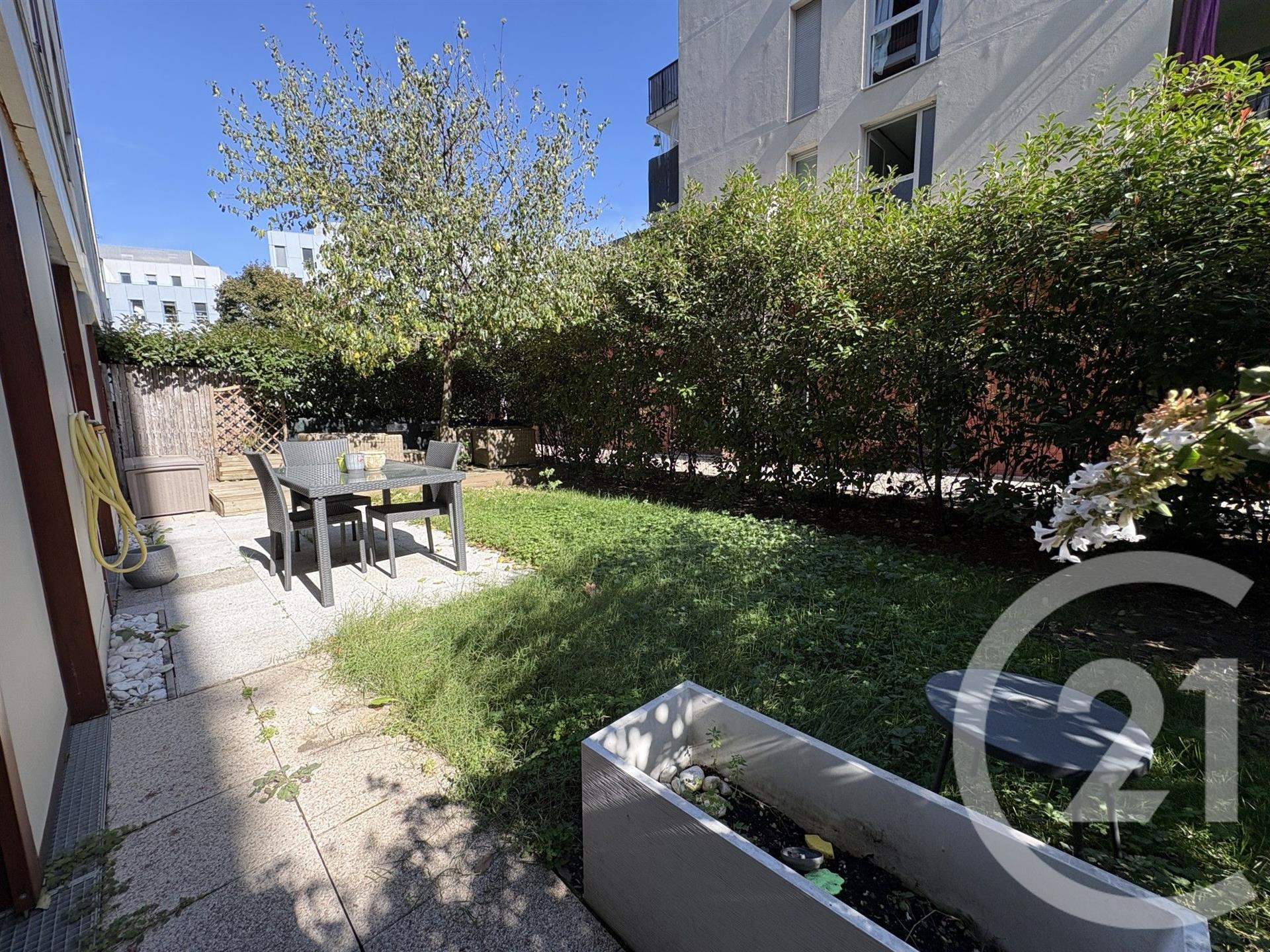 Appartement à louer, 144m², Lyon 8ème