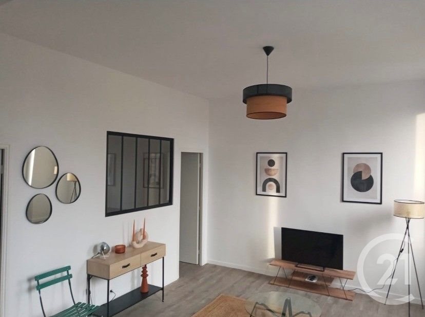 Appartement à louer, 47m², Marseille 4ème
