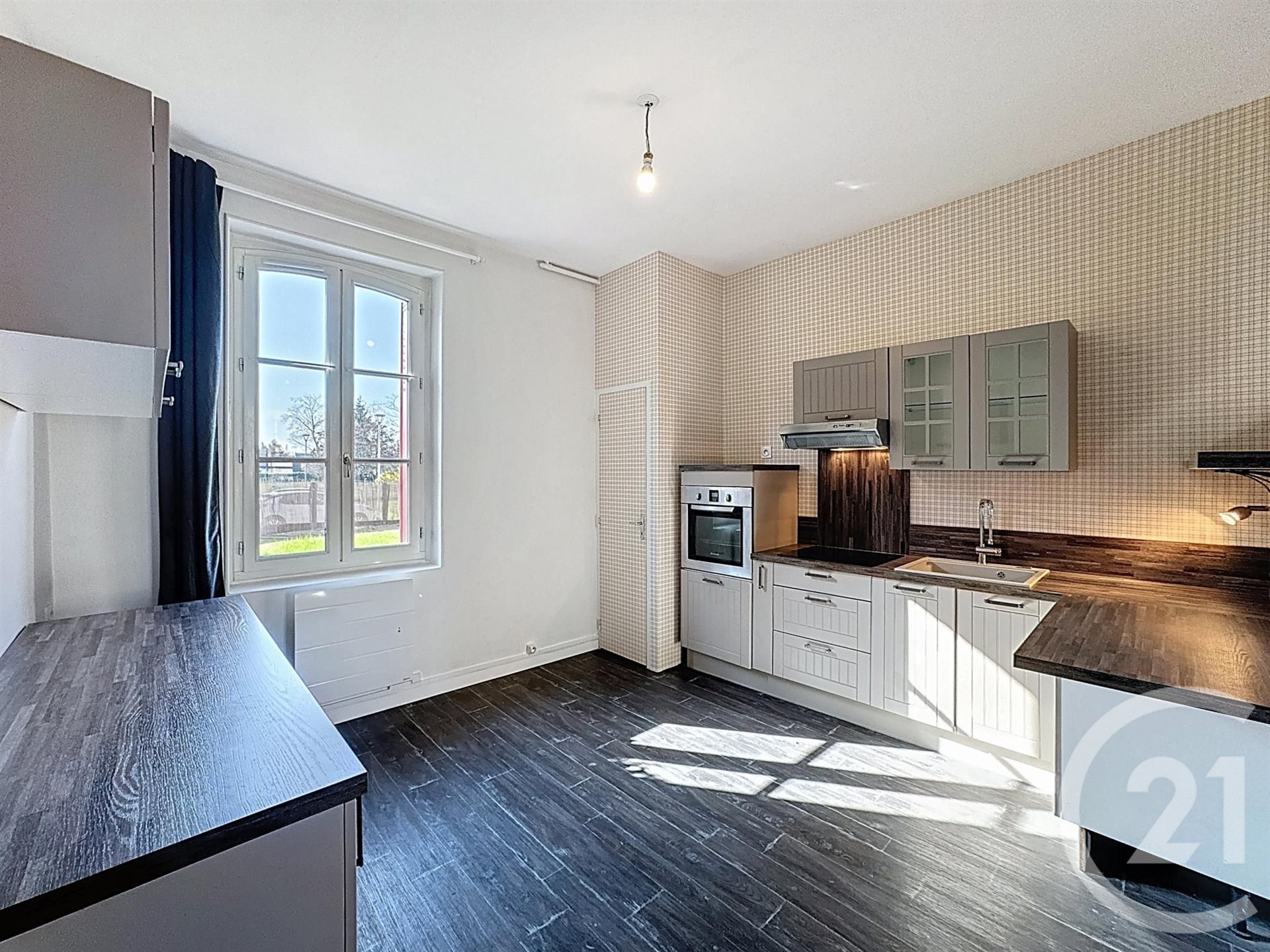 Maison à louer, 109m², Selles-Saint-Denis