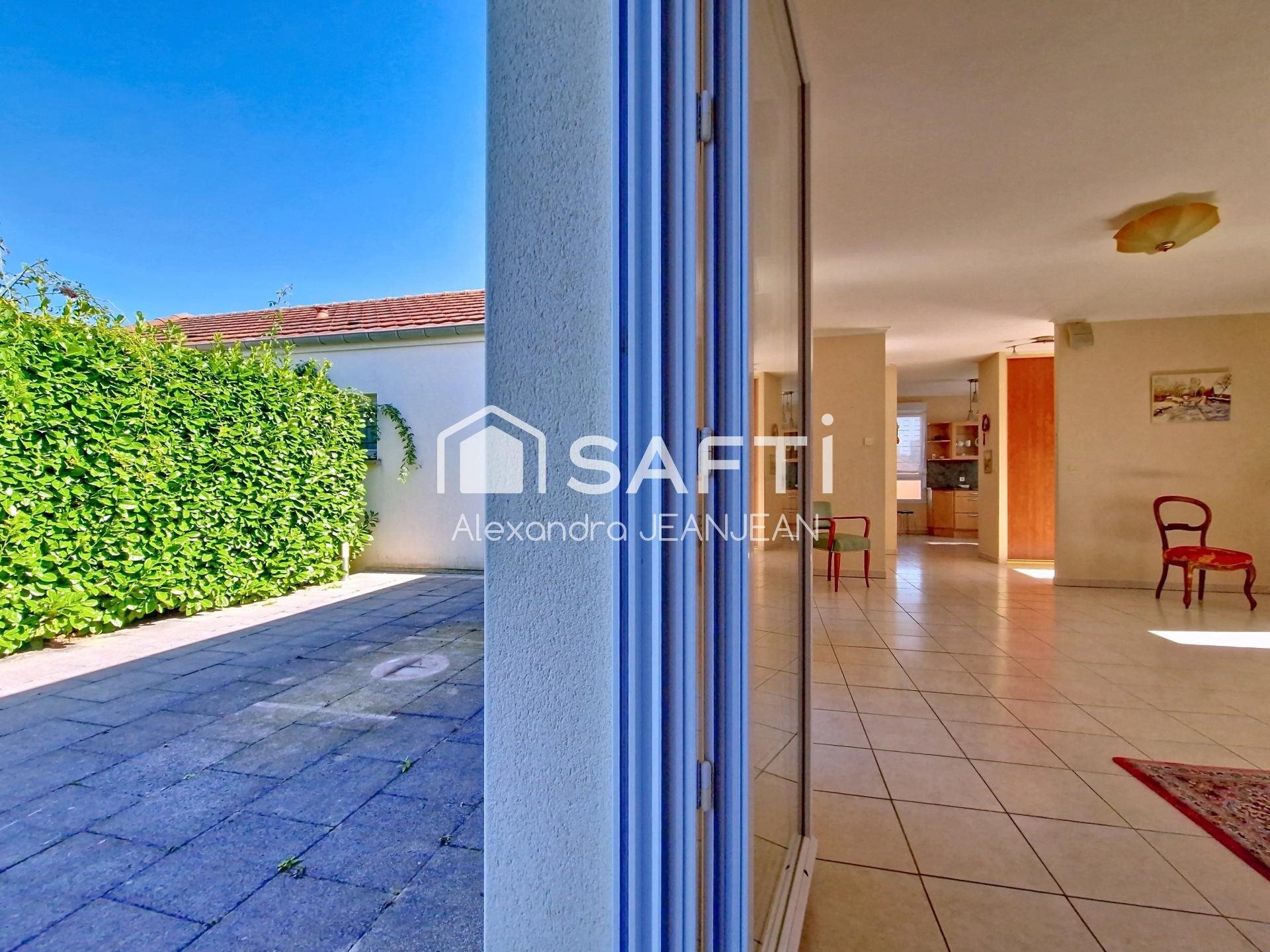 Maison à vendre, 105m², Corny-sur-Moselle