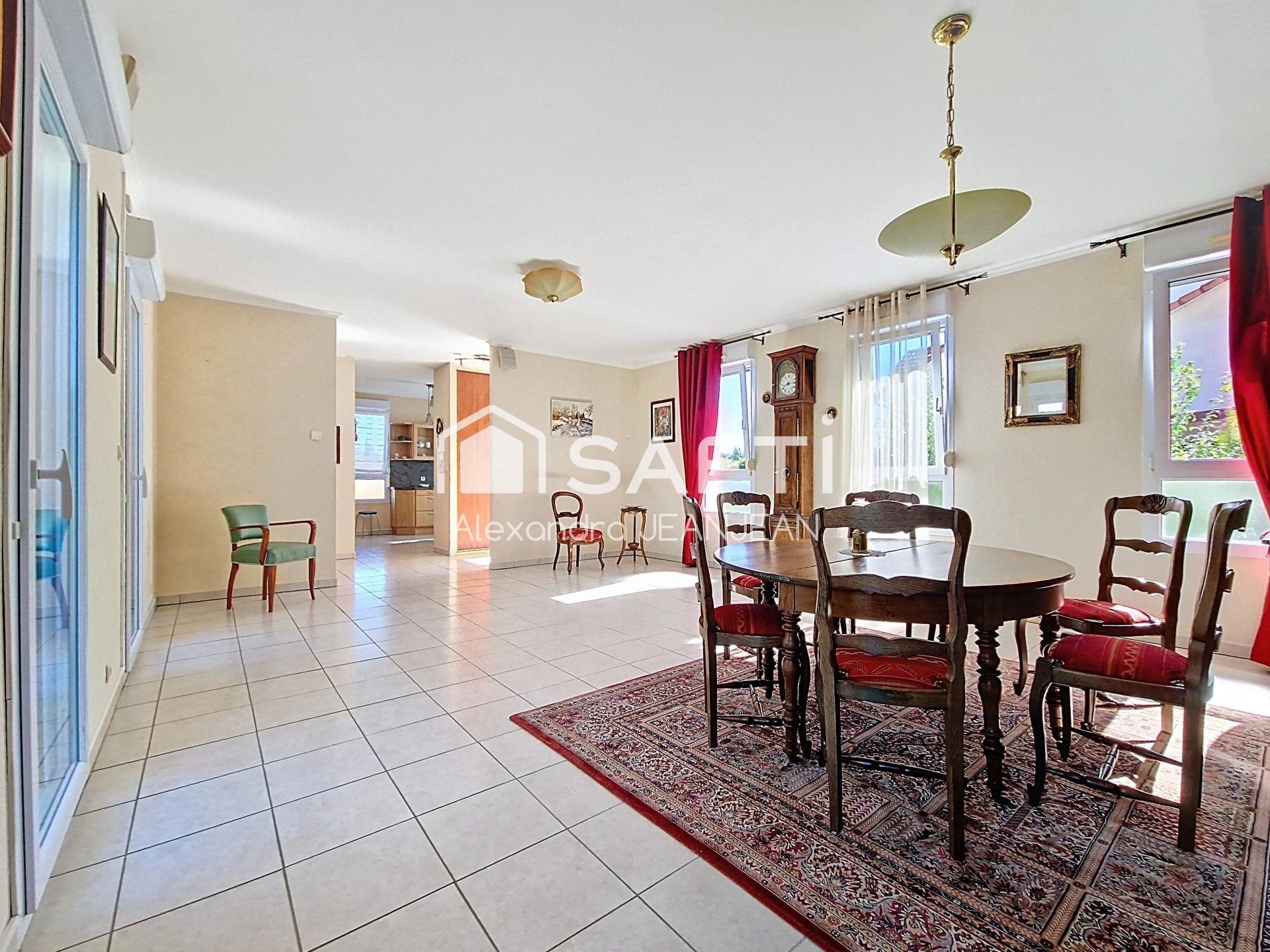 Maison à vendre, 105m², Corny-sur-Moselle