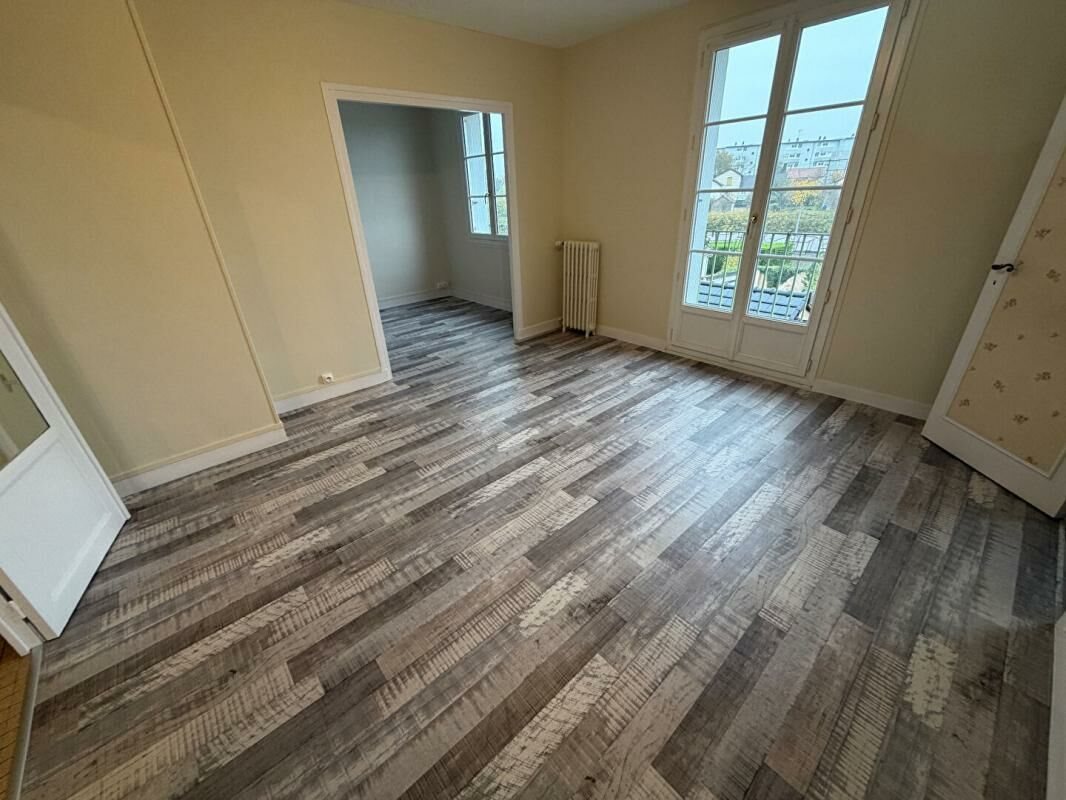 Appartement à louer, 68m², Varennes-Vauzelles