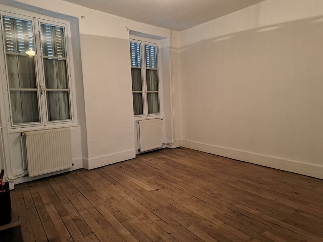 Appartement à louer, 100m², Nevers