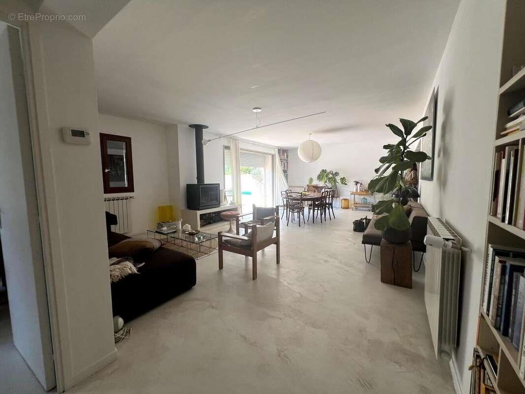 Maison à vendre, 270m², Marseille 10ème
